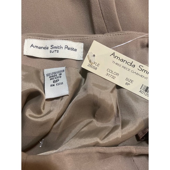 Amanda Smith Petite Women's Beige Suit Set Blazer Skirt 8P NWT - Picture 5 of 7